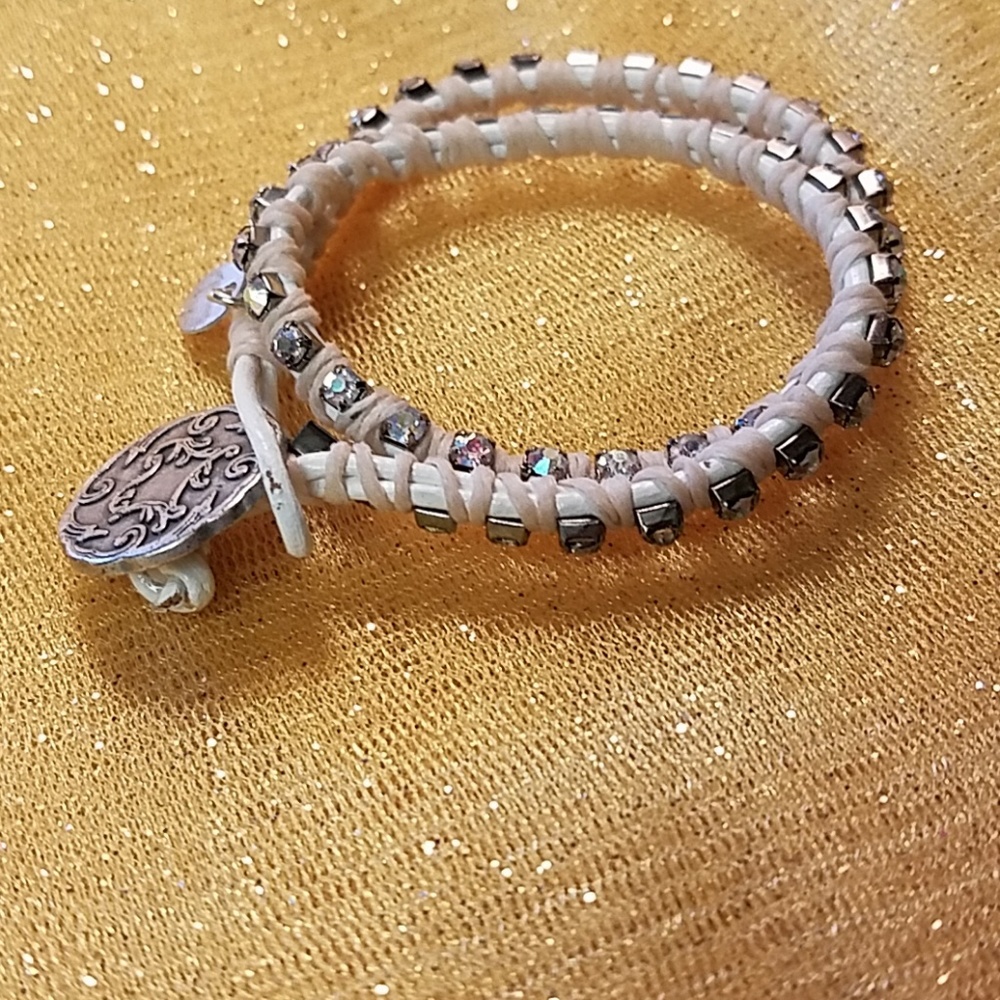 Leather Wrap Rhinestone Bracelet - Picture 3 of 5